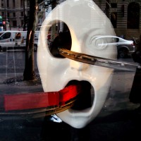 Vitrine David Lynch aux galeries Lafayette