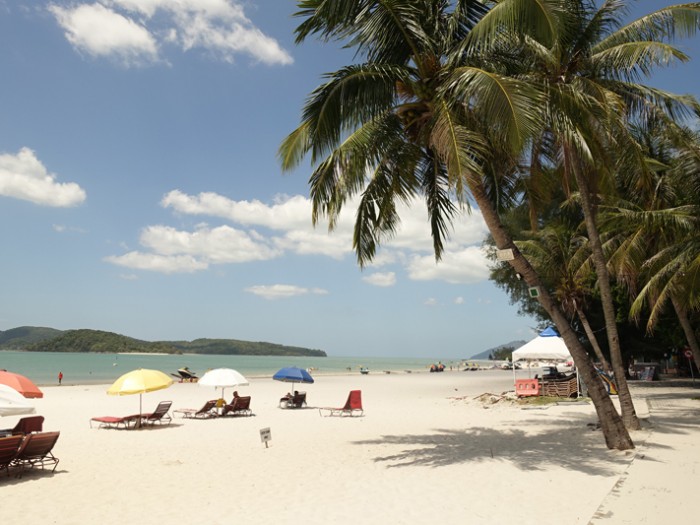 Mon voyage à Pantai Cenang sur l’île de Langkawi en Malaisie