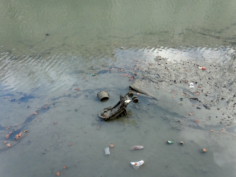 Nettoyage du Canal Saint Martin à Paris