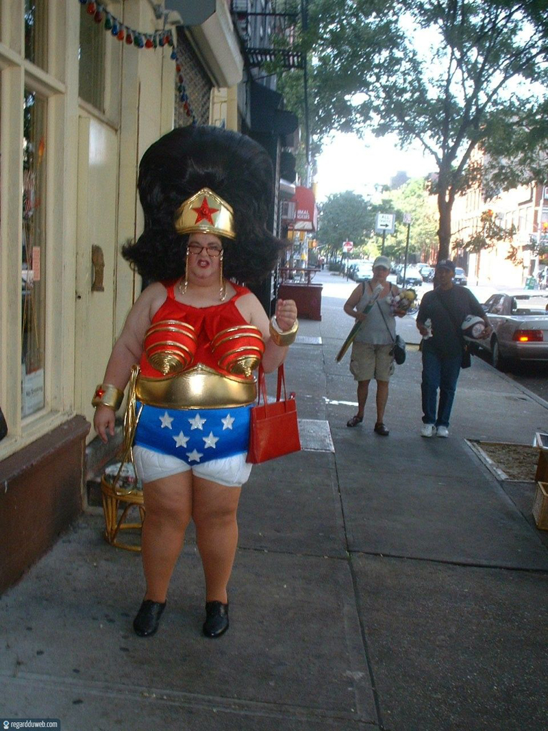 grosse Wwonder Woman