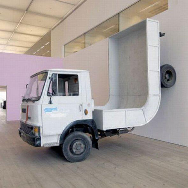 Artiste Erwin Wurm