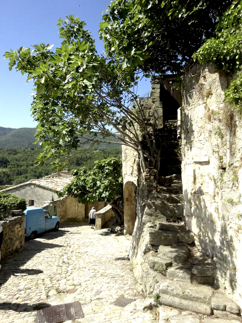 Mon voyage dans le Lubéron Lacoste