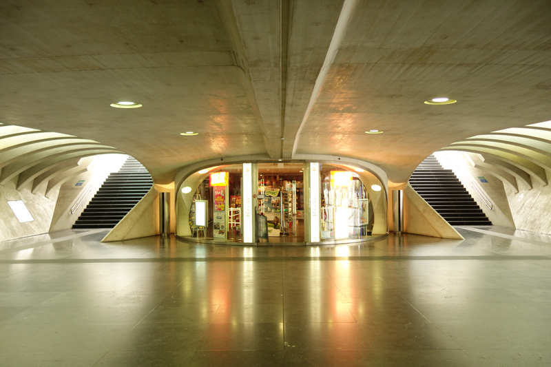 gare TGV de Liège-Guillemins à Liège en Belgique réalisée en 2009 par l'architecte Santiago Calatrava Valls