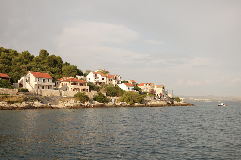 Mon voyage sur l'île Prvic au village Prvic Luka en Croatie