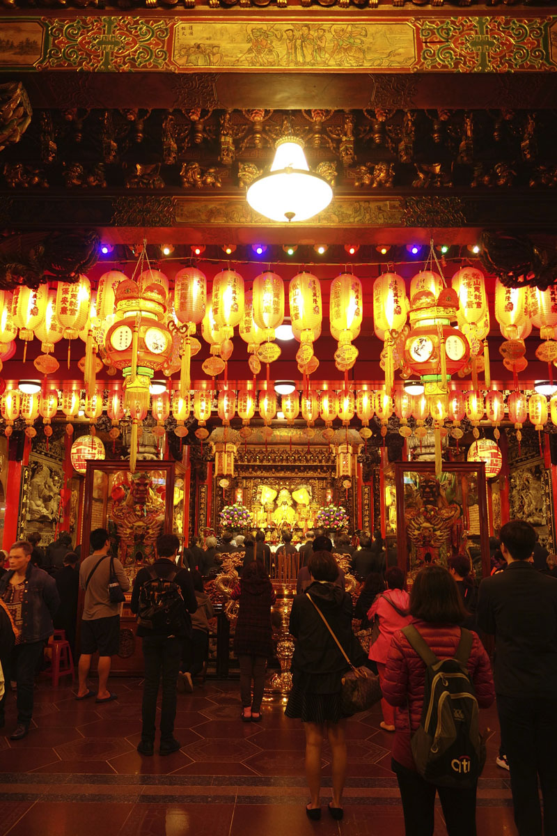 Voyage au Marché de nuit Raohe street et Temple Ciyou à Taipei à Taïwan