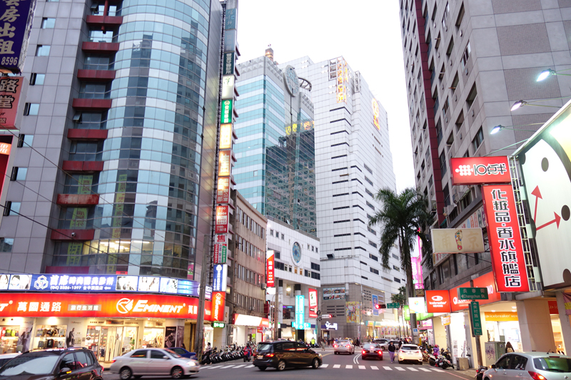 Mon voyage à Taichung à Taïwan Taïwan boulevard Road Taizhonggang Road