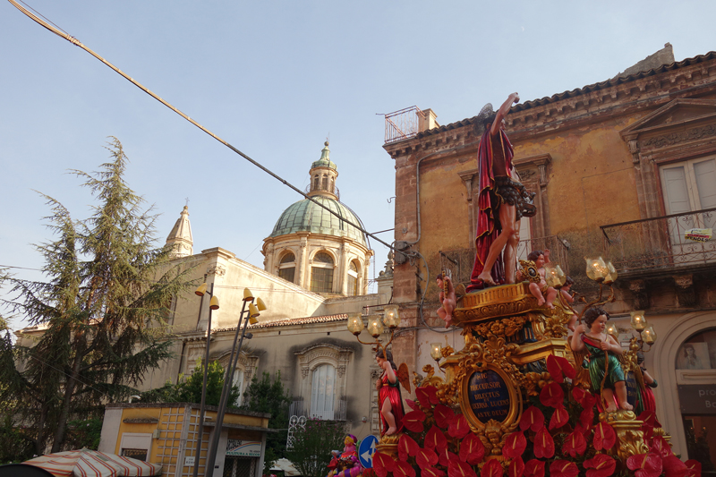 Voyage en Sicile à Ragusa Nuova et Ragusa Ibla Procession San Giovanni