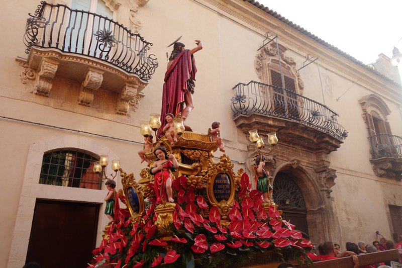 Voyage en Sicile à Ragusa Nuova et Ragusa Ibla Procession San Giovanni