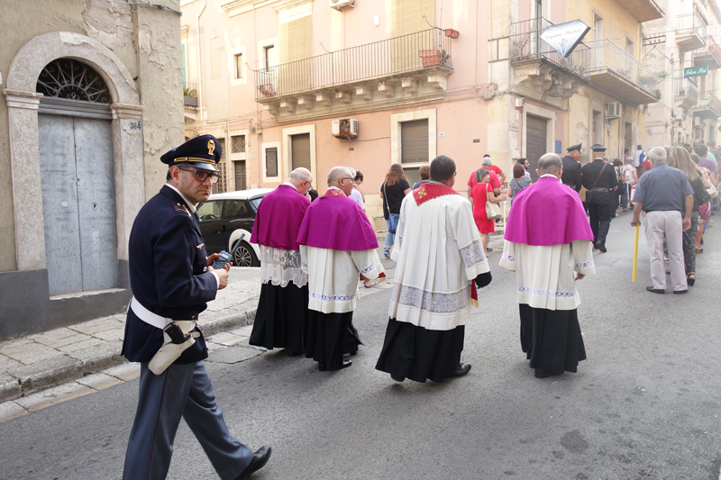 Voyage en Sicile à Ragusa Nuova et Ragusa Ibla Procession San Giovanni