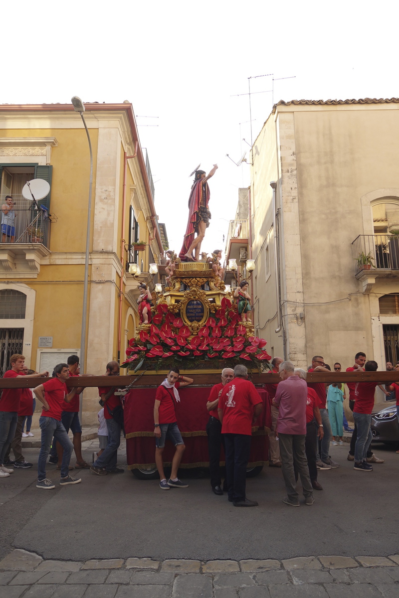 Voyage en Sicile à Ragusa Nuova et Ragusa Ibla Procession San Giovanni