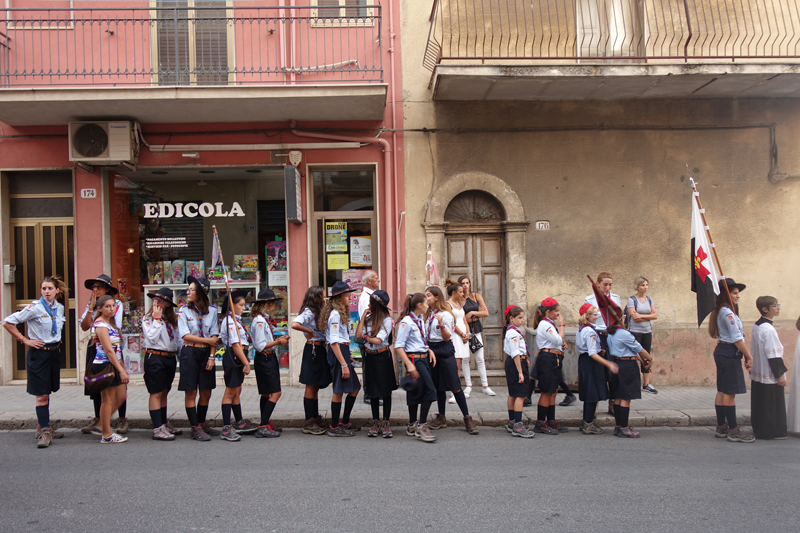 Voyage en Sicile à Ragusa Nuova et Ragusa Ibla Procession San Giovanni