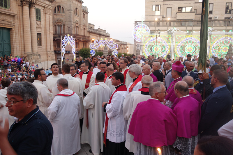 Voyage en Sicile à Ragusa Nuova et Ragusa Ibla Procession San Giovanni