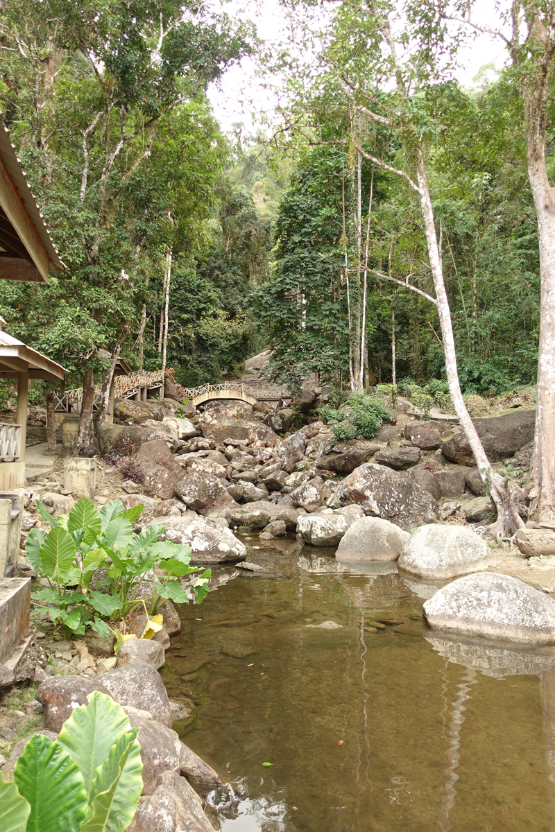 Mon voyage à la Cascade Durian Perrangin sur l’île de Langkawi en Malaisie