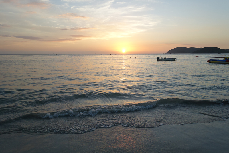 Mon voyage à Pantai Cenang sur l’île de Langkawi en Malaisie