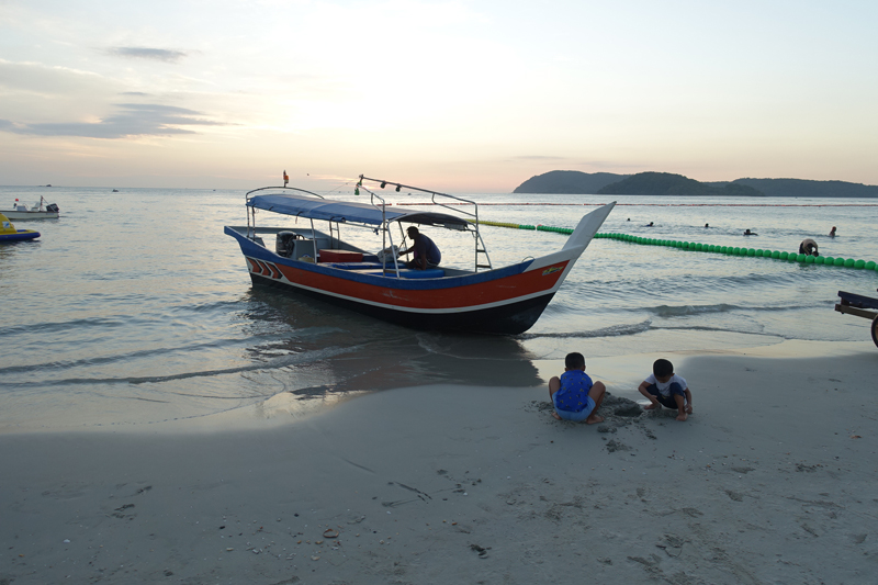 Mon voyage à Pantai Cenang sur l’île de Langkawi en Malaisie