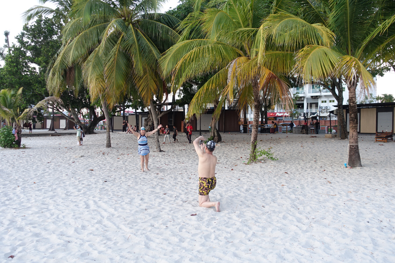 Mon voyage à Pantai Cenang sur l’île de Langkawi en Malaisie