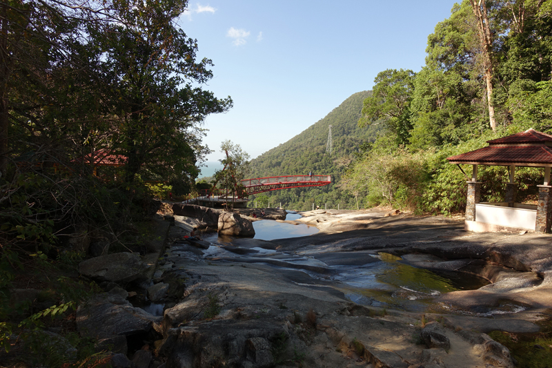 Mon voyage à la Cascade Telaga Tujuh sur l’île de Langkawi en Malaisie