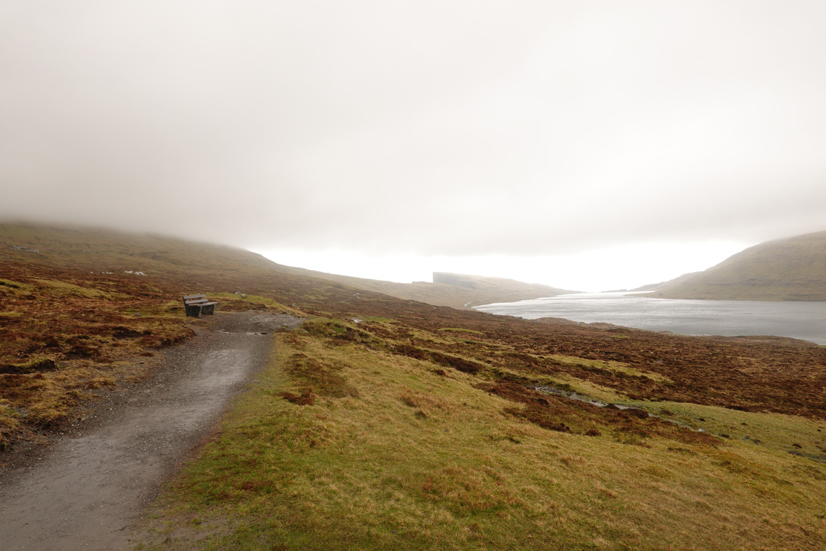 Lac Sørvágsvatn / Leitisvatn sur l’île Vágar des Îles Féroé