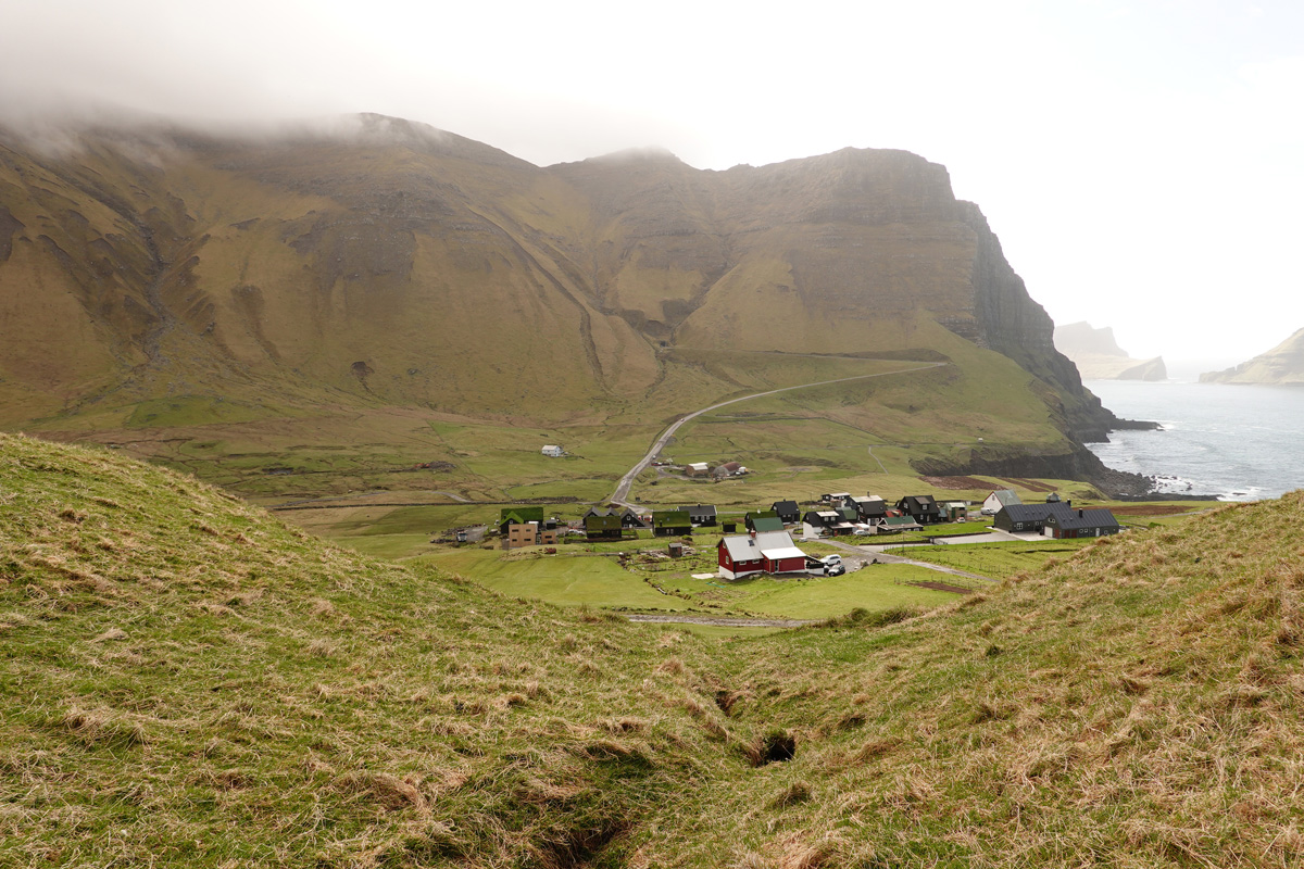 Mon voyage au village de Gásadalur sur l’île Vágar des Îles Féroé