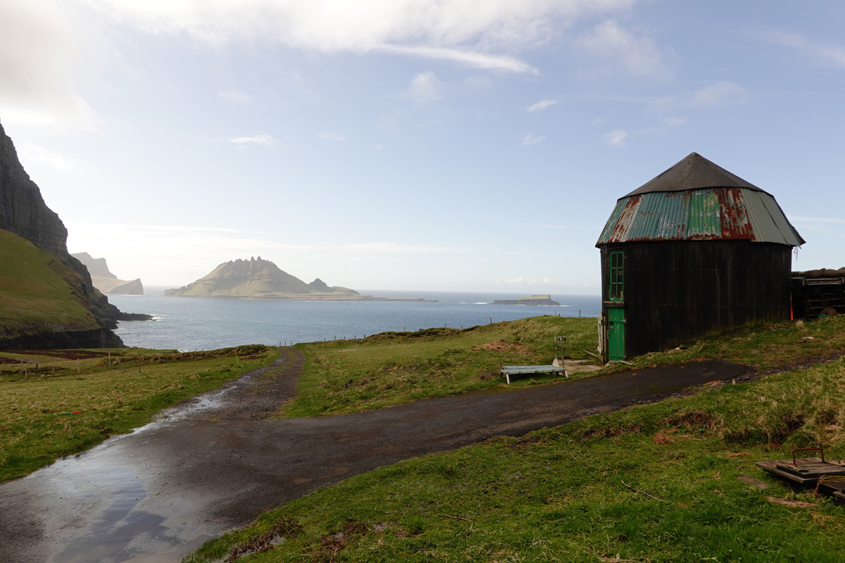 Mon voyage au village de Gásadalur sur l’île Vágar des Îles Féroé