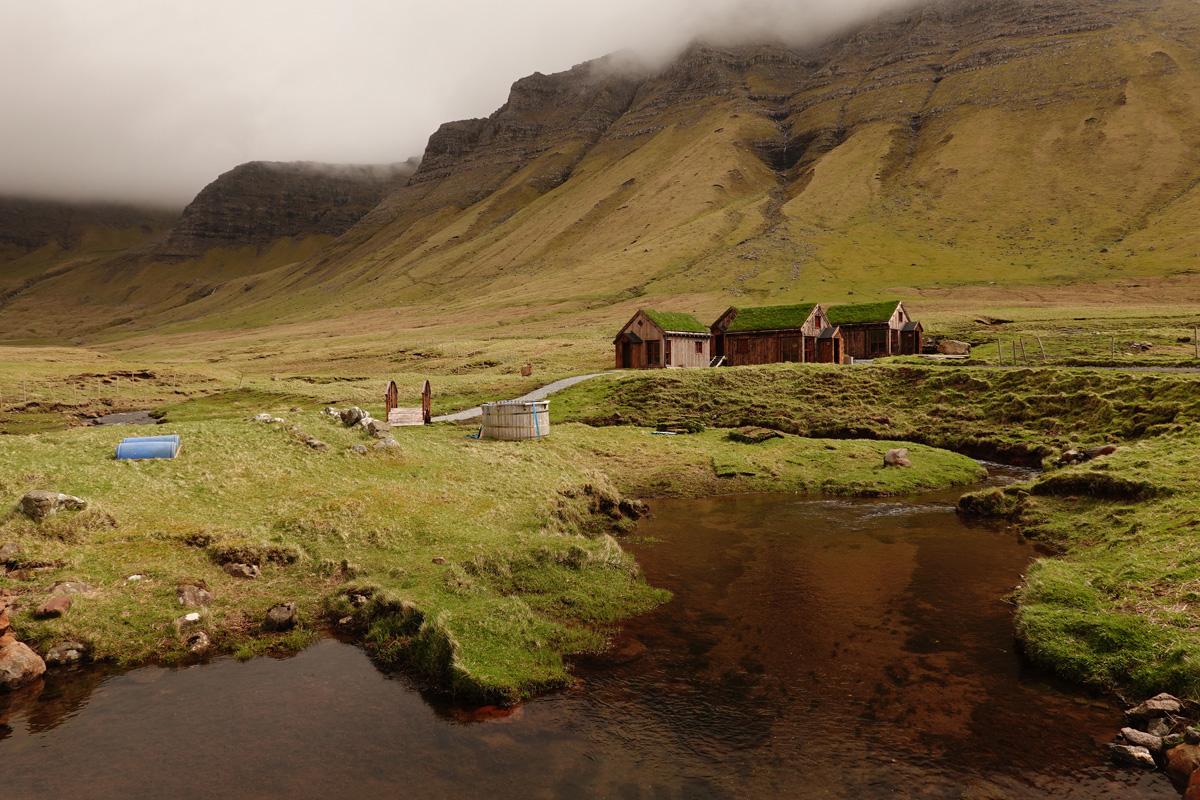 Mon voyage au village de Gásadalur sur l’île Vágar des Îles Féroé