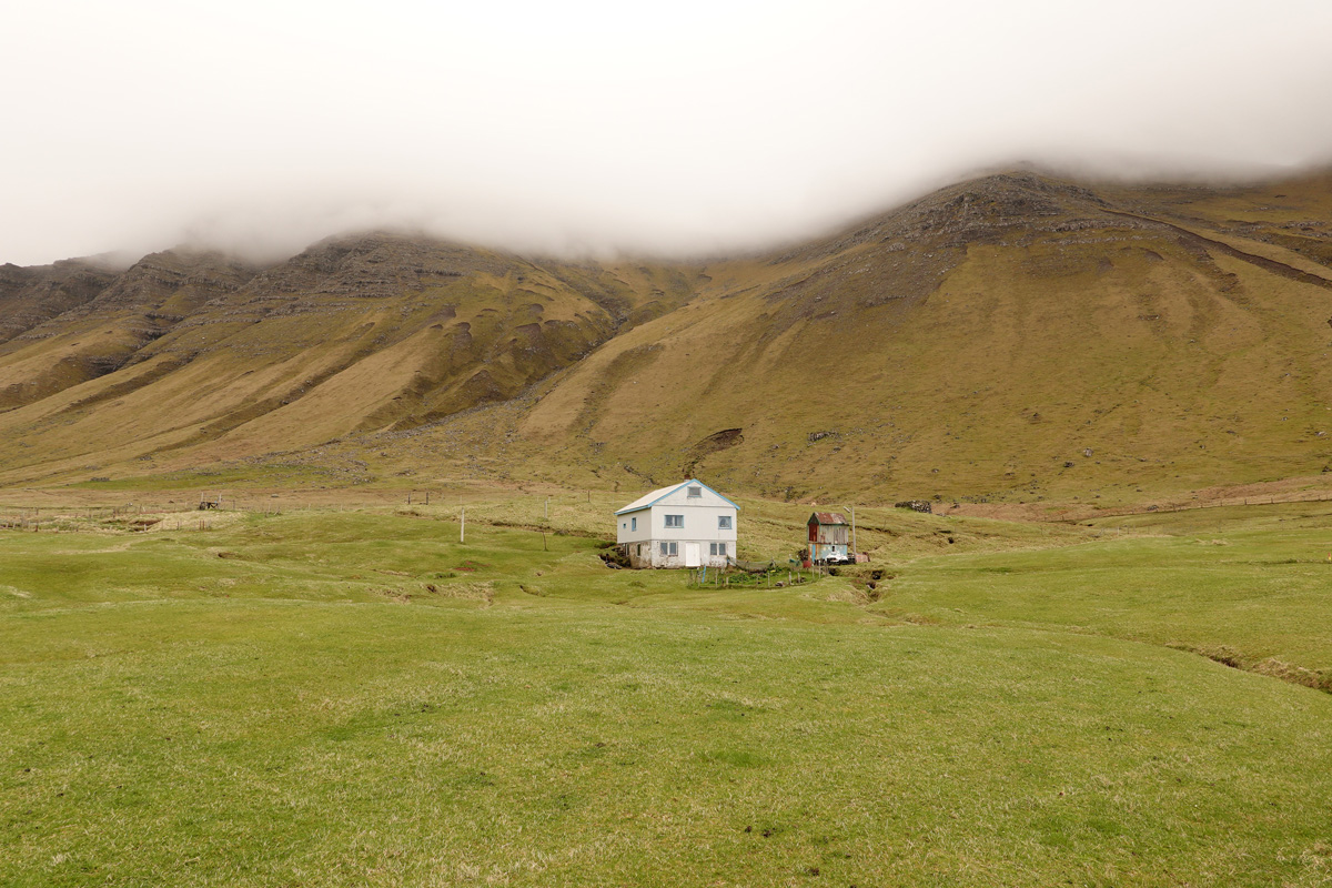 Mon voyage au village de Gásadalur sur l’île Vágar des Îles Féroé