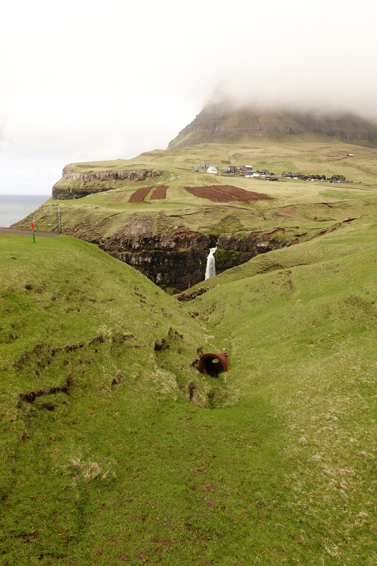 Mon voyage au village de Gásadalur sur l’île Vágar des Îles Féroé