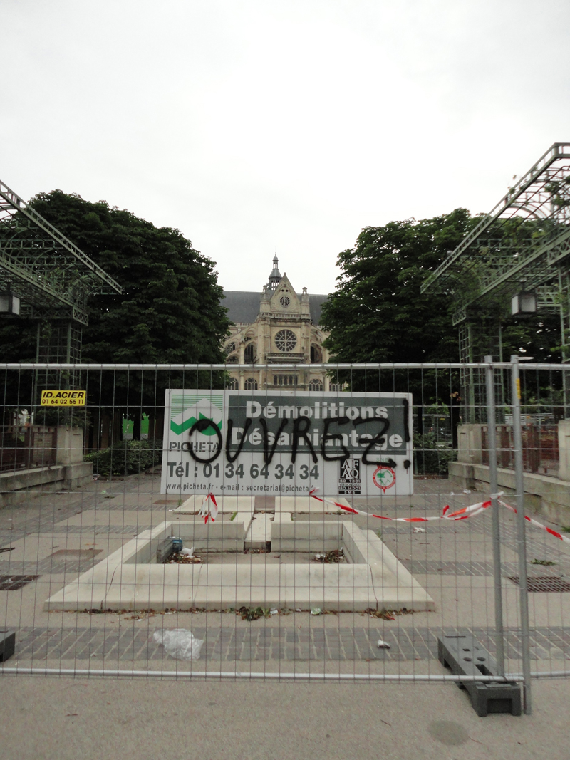 Démolition du Forum des Halles