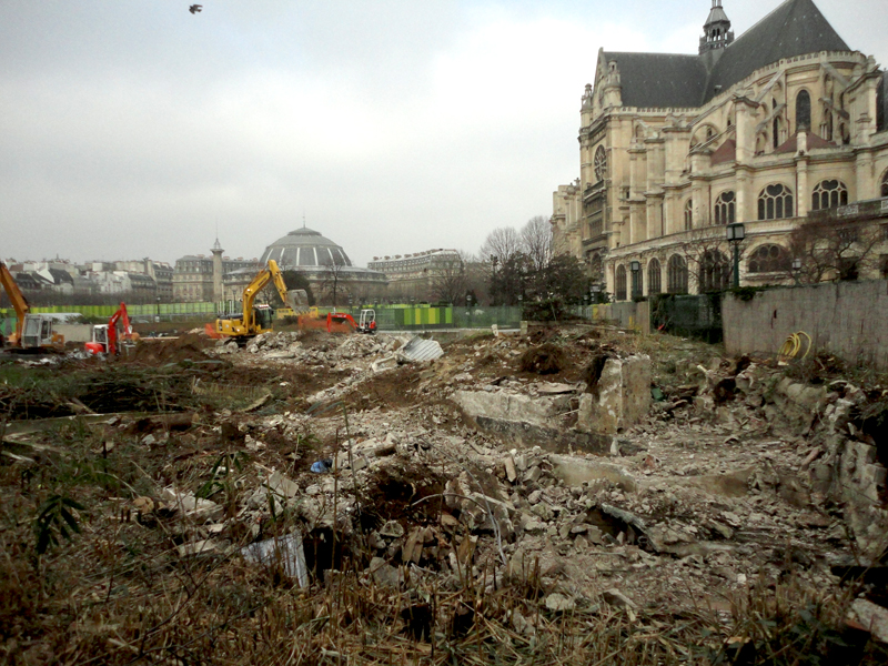 Démolition du Foruml des Halles