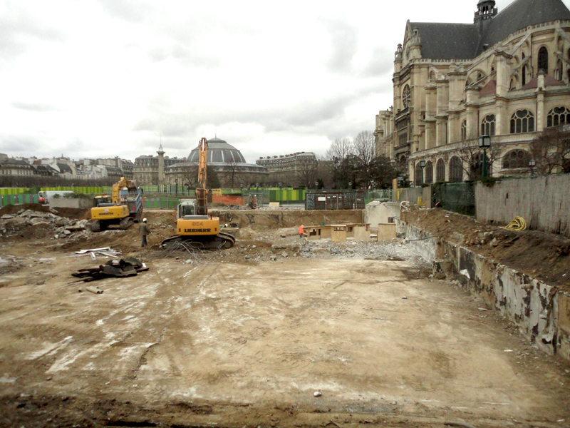 Démolition du Foruml des Halles